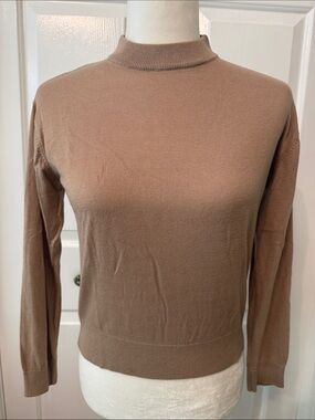 Magaschoni Camel Brown Lightweight Turtleneck Sweater